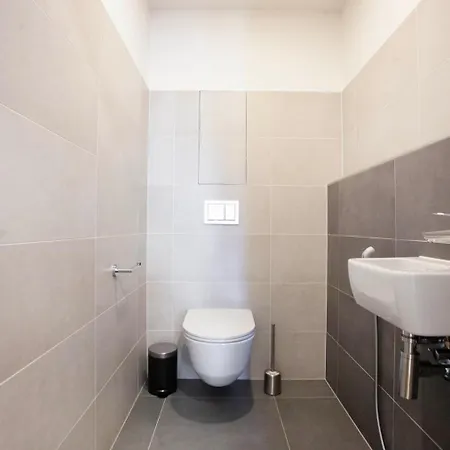 Blueground Holesovice Family-friendly Nr Park Prg-3 Апартаменты *