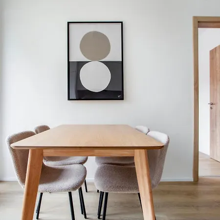 Apartamento Blueground Holesovice Family-friendly Nr Park Prg-3 *